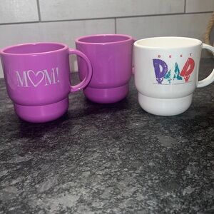 Set of 3 Vintage Tupperware mugs. Coffeee or Tea. Mom, Dad. Good condition